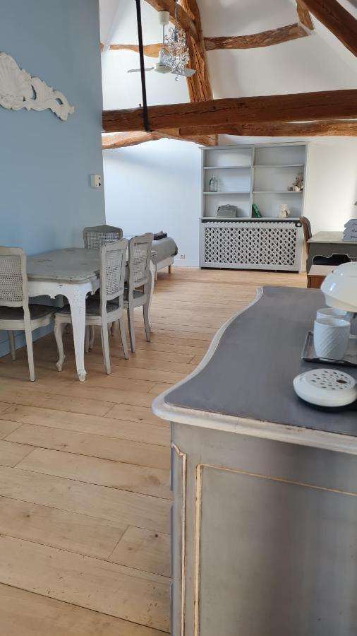 Belle Suite Dans Corps De Ferme - Logement Alicia Villiers-sous-Grez Exteriör bild