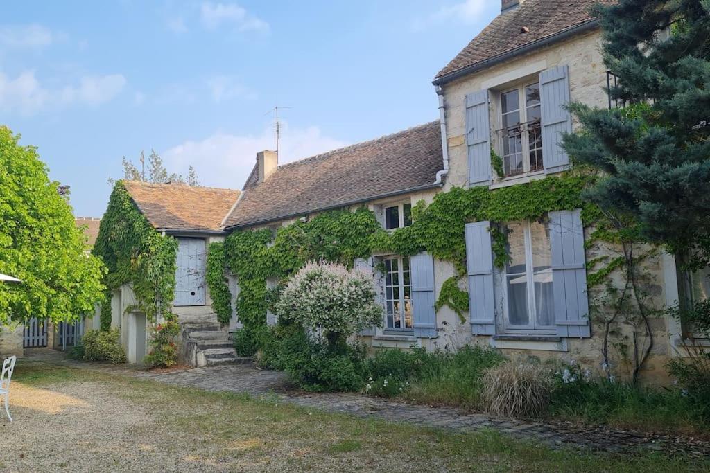 Belle Suite Dans Corps De Ferme - Logement Alicia Villiers-sous-Grez Exteriör bild